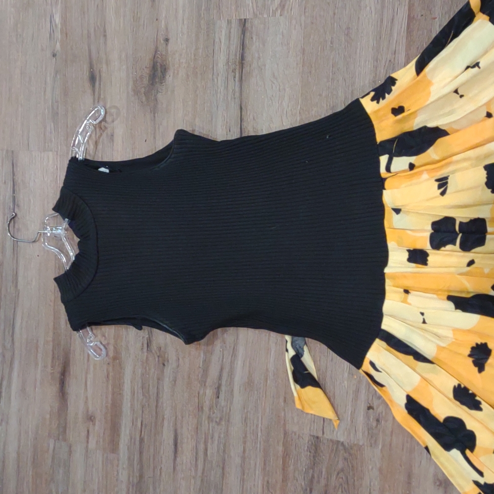 Very Eye Catching Sleeveless Maxi Dress by JACKIE BERNARD size 12 - Picture 4 of 8